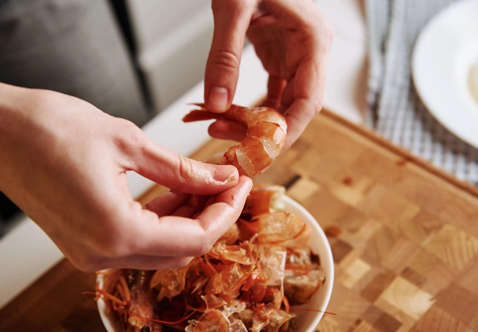 Jangan Dibuang! Inilah Manfaat Makan Kulit Udang bagi Kesehatan