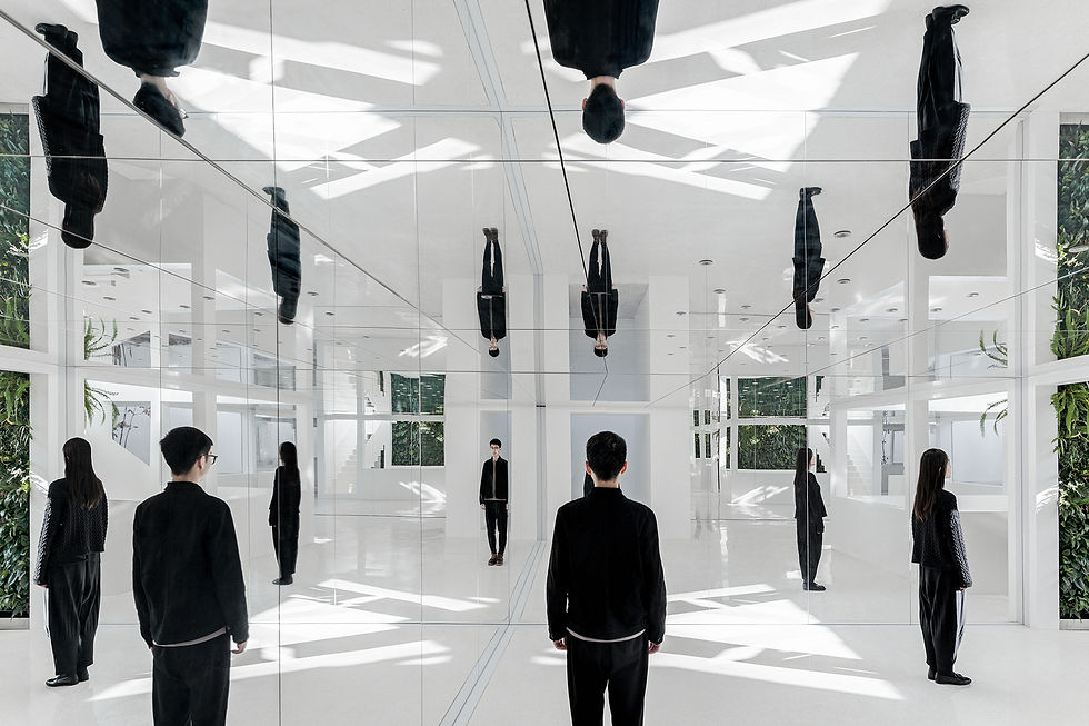 mirrors, ogledala, modern art, moderna umetnost, art installation, umetnicka instalacija