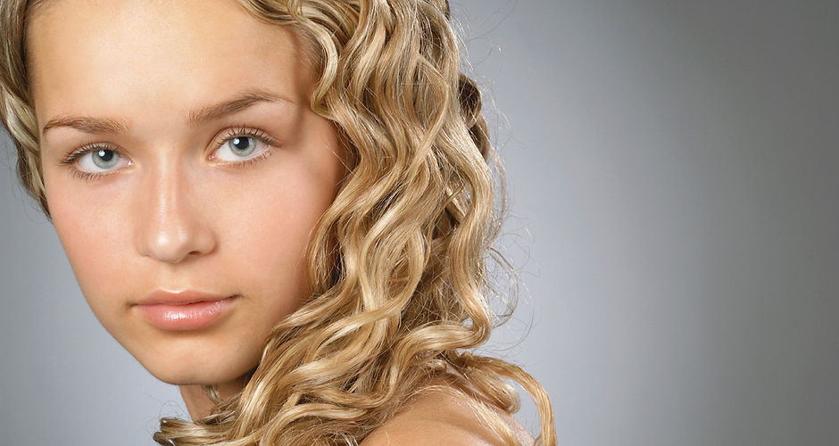 Curly Blonde