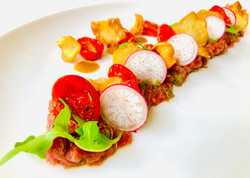 Tartare di manzo marinato con vinaigrett