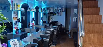 Glows Hair And Beauty Family Salon in Kharghar