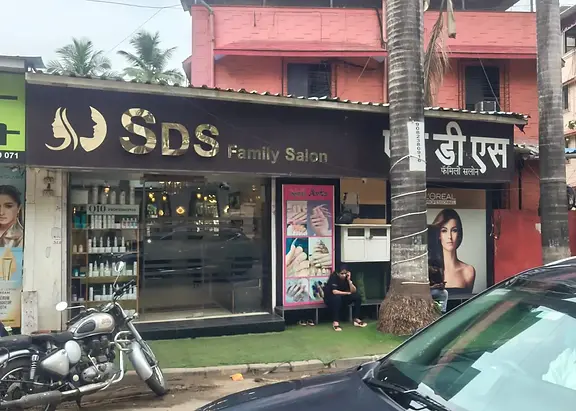 SDS Family Salon Chembur – Haircuts, Spa & Beauty Services
