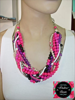 Maxi collar trenzado.