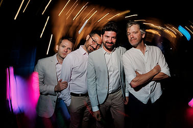 Cover Club, groupe de reprises pop-rock basé à Lyon