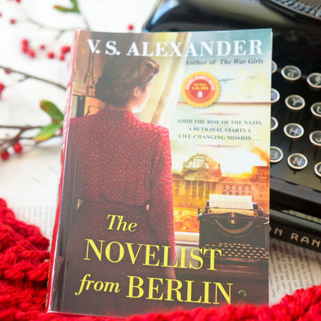 The Novelist from Berlin - Book Tour