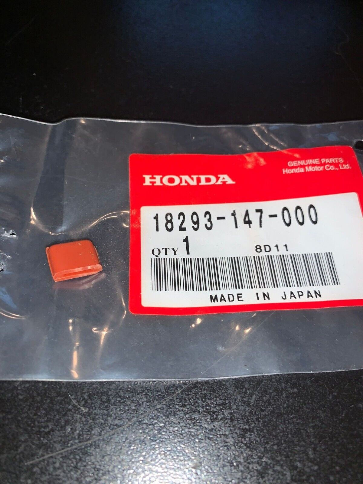 *1EA OEM HONDA RUBBER, PROTECTOR GASKET 18293-147-000 NC50 (R2300)