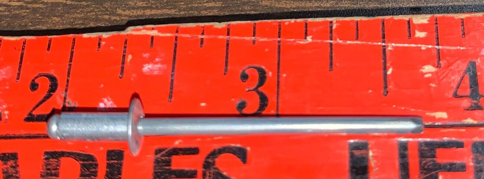 *1EA OEM HONDA POP RIVET FITS TRX90 90841-HF1-670 (R2333)