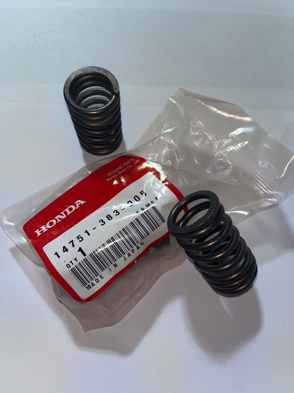 *1EA OEM HONDA VALVE SPRING OUTER ATC185S ATC200M OTHERS (335F)