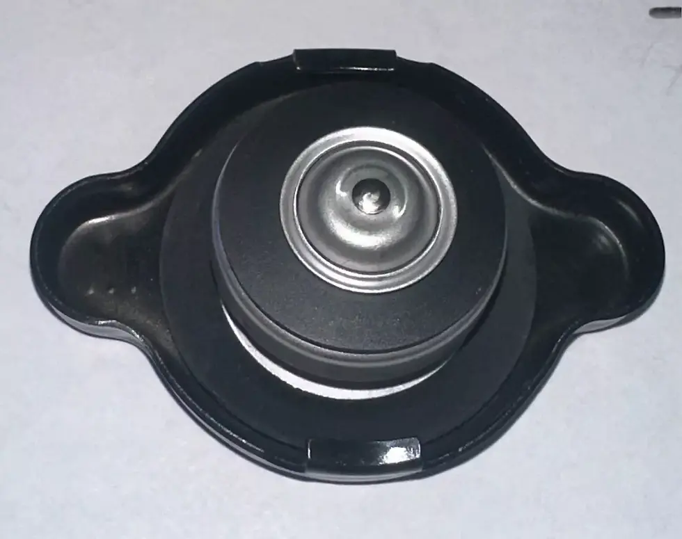 Thumbnail: OEM HONDA RADIATOR CAP COMP. ATC250R 85-86 TRX250R 19045-MZ1-621 R2354