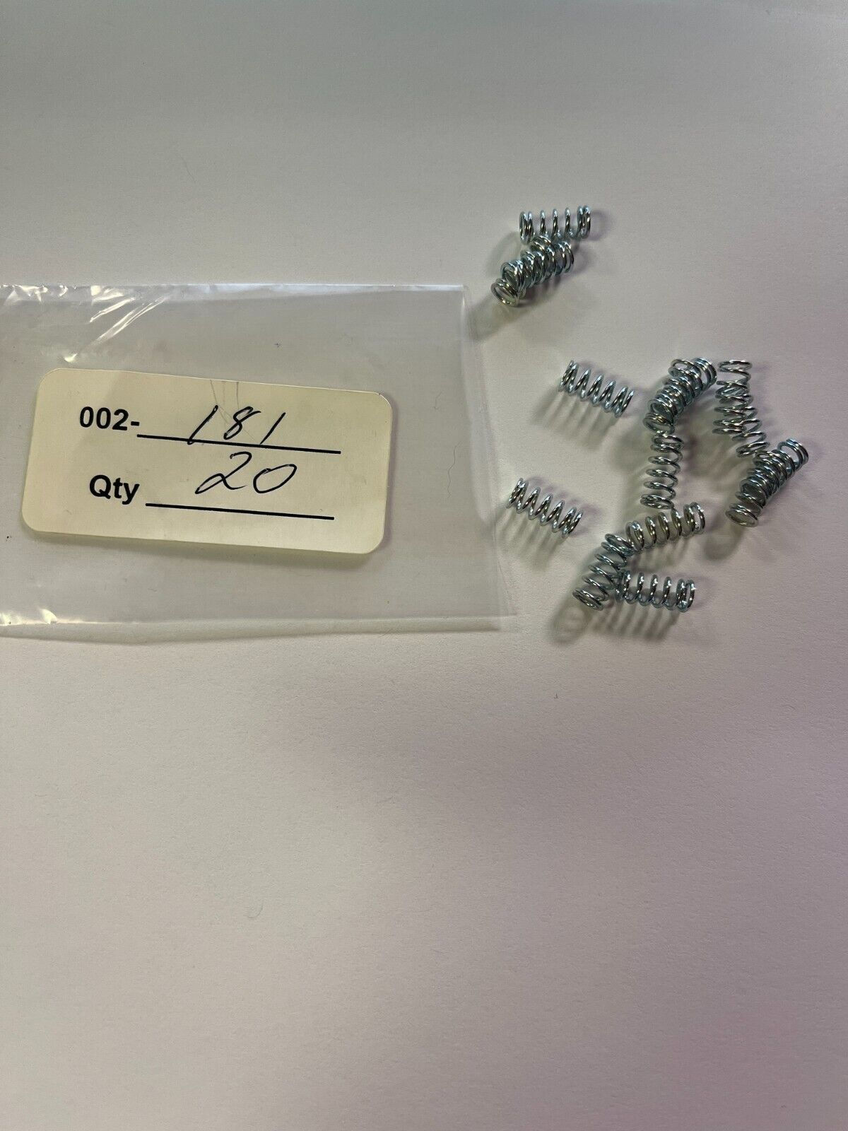 1EA NEW SPRING AIR SCREW MIKUNI TM24 ALL TM SERIES (207M/ 002-181 )