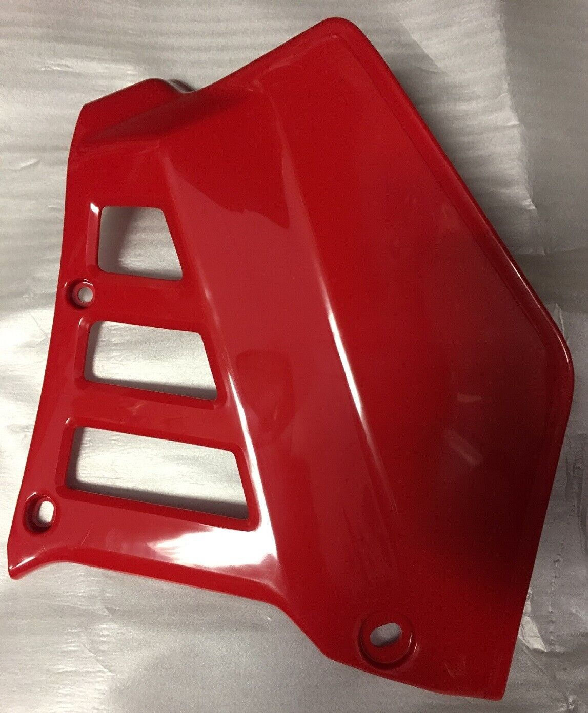 *1EA OEM HONDA RIGHT HAND SIDE RADIATOR SHROUD ATC250R 1985 1986 (1005X) 358F