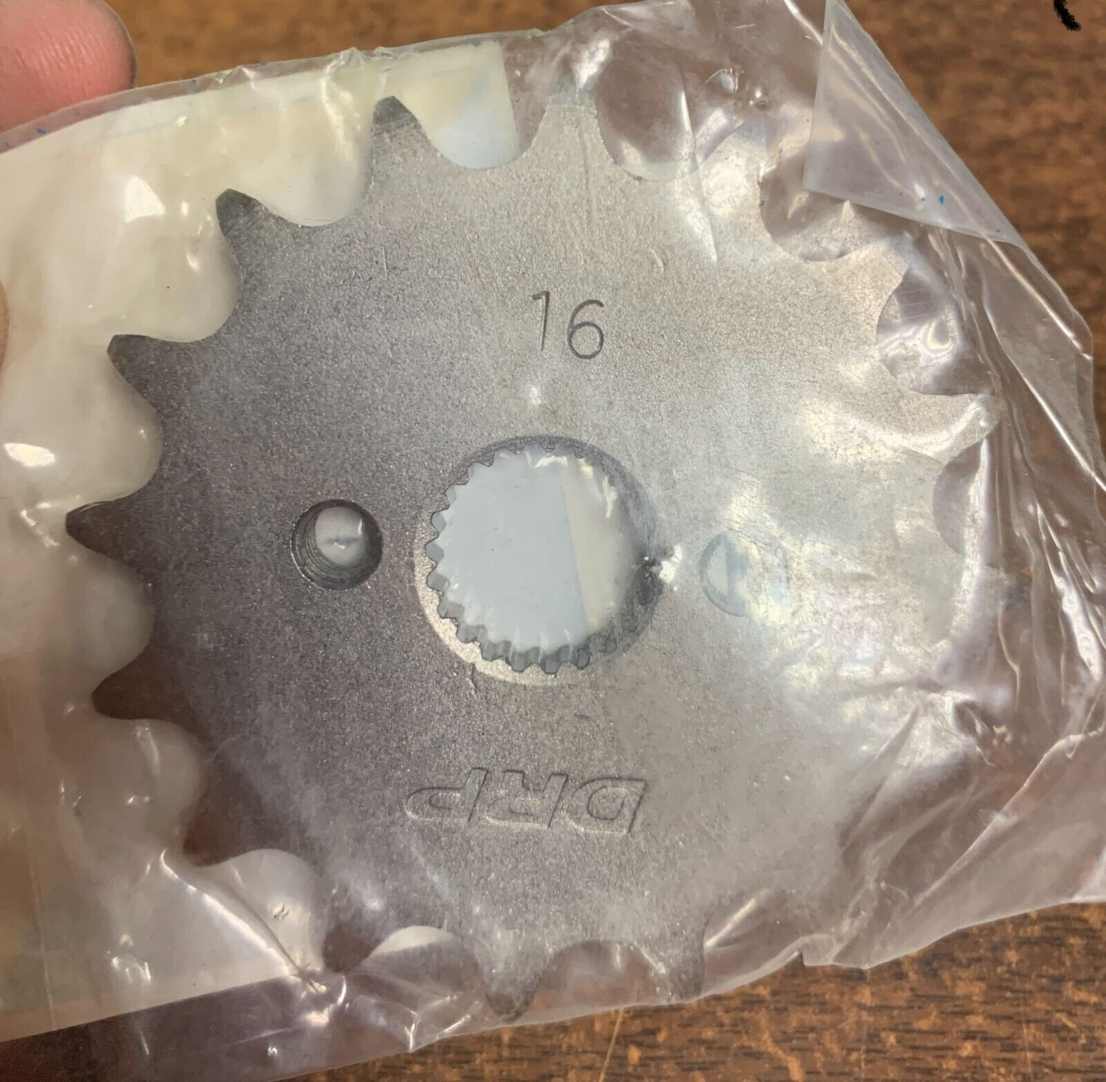 94Y/16T  1EA STEEL FRONT SPROCKET 2000 - 2011 XR50 XR70 CRF50 CRF70 16TOOTH XR50