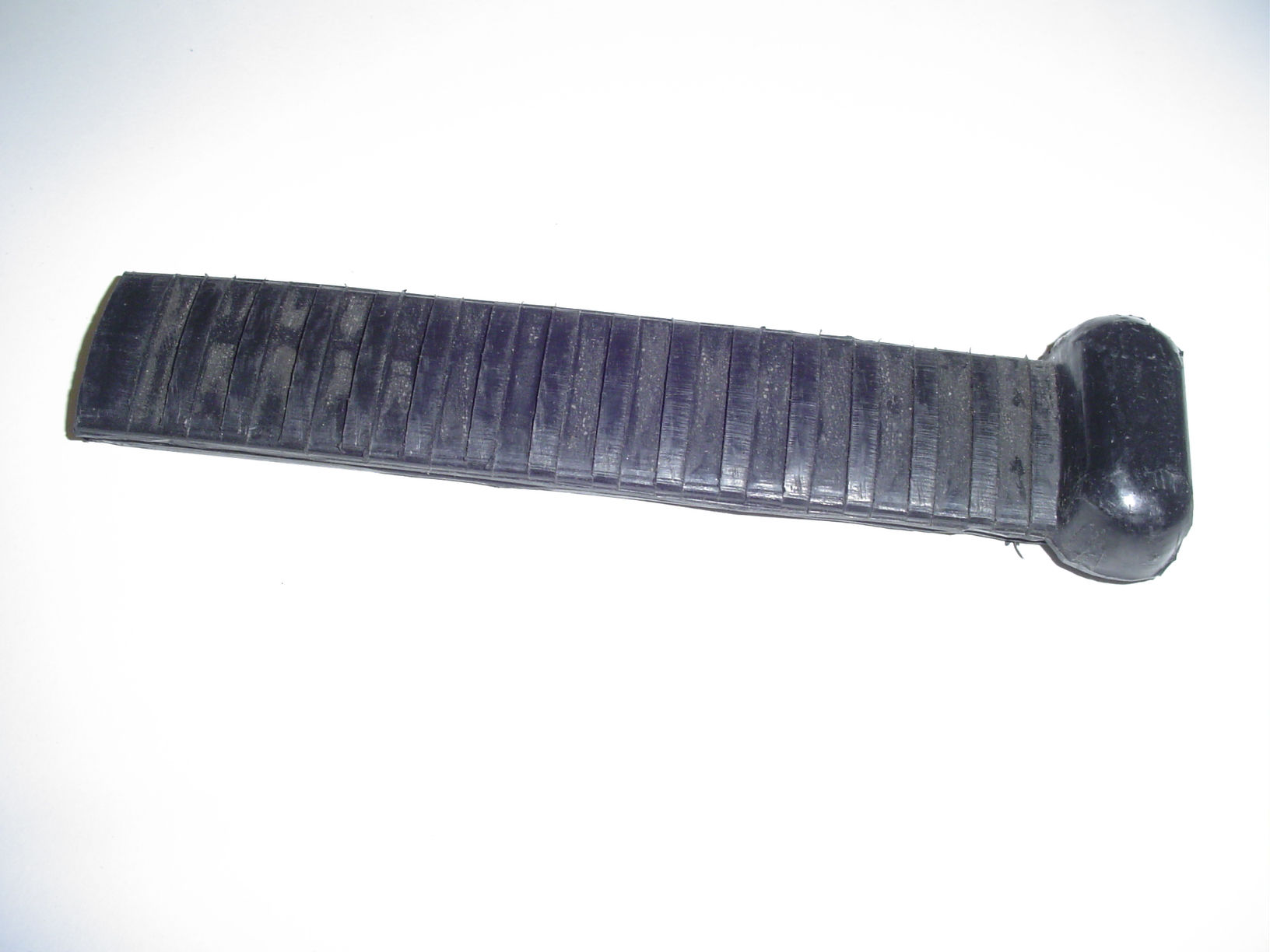 1EA NEW ATC90 US90 FOOT REST RUBBER ATC90K0 ATC90K1 (273X) #11 ON FICHE