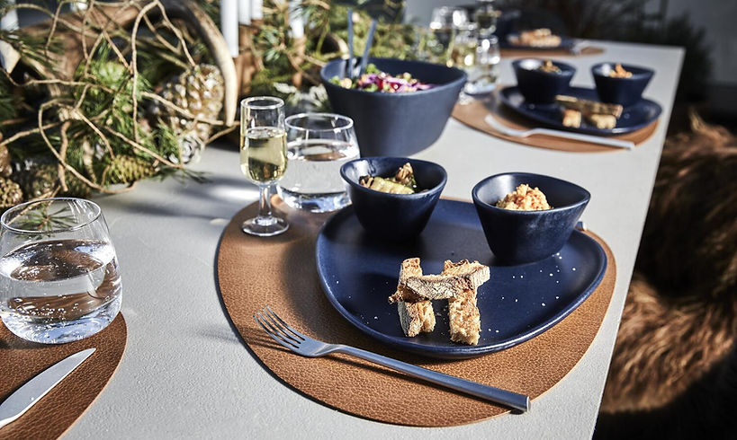 1500x1500_9872_Table_Mat_Curve_L_Bull_Na