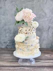 2 tier-wedding cake-sugar flowers-edible flowers-fondant ruffles-best bakery-custom bakery-san diego bakery-bakery near me-wedding cake