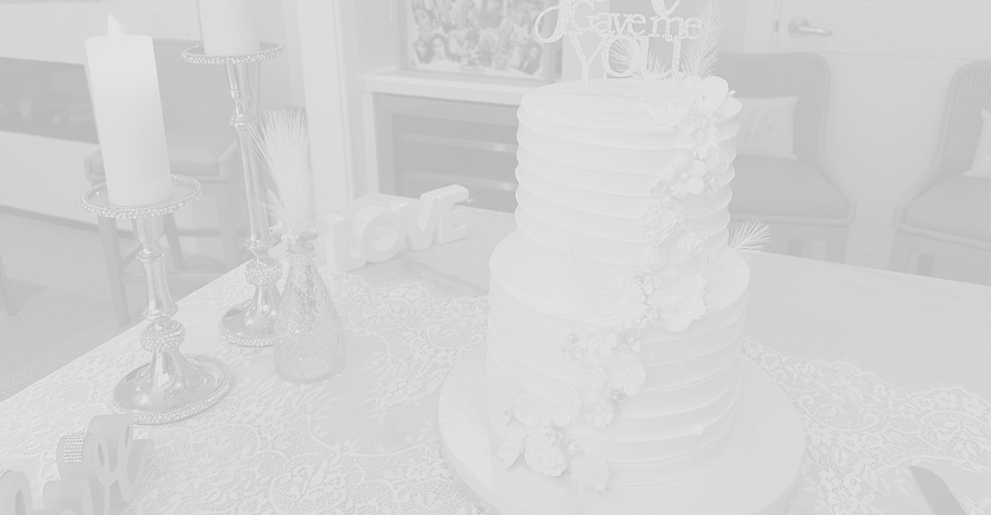 wedding cake table- cake and candles