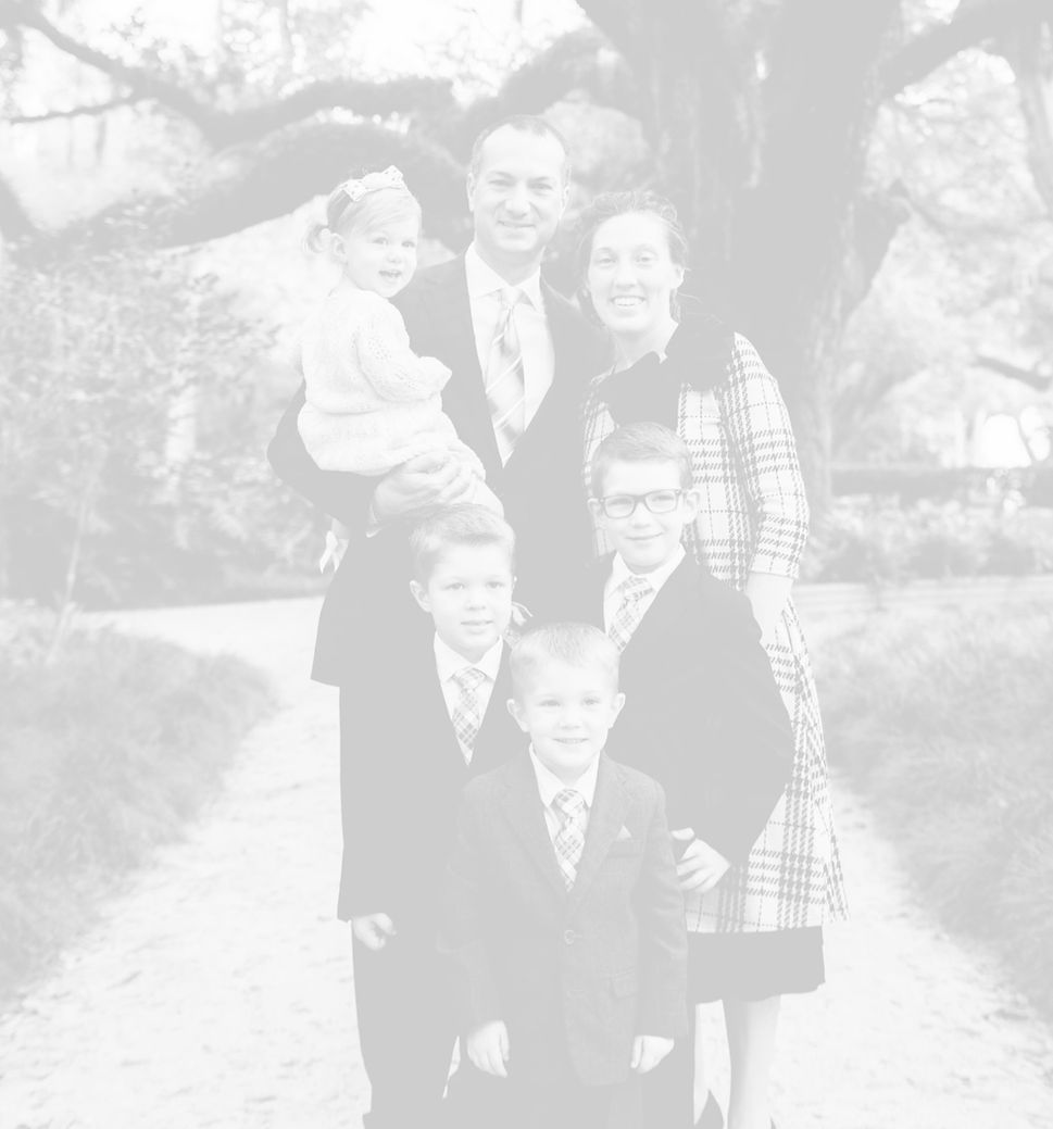 Pastors Family Photo_edited_edited.jpg