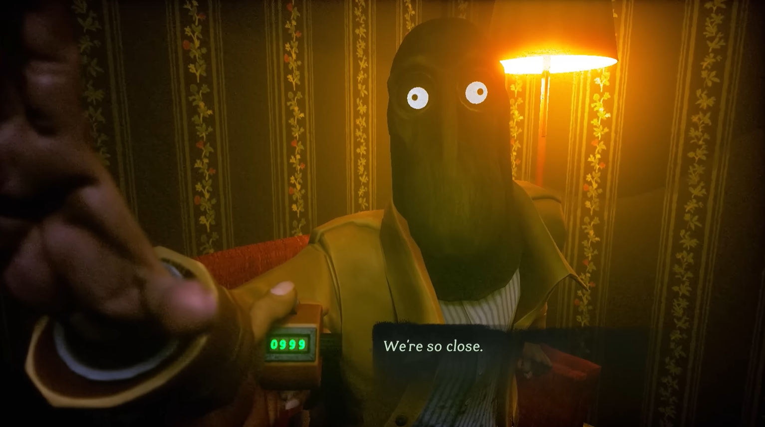 Clickolding jumpscare