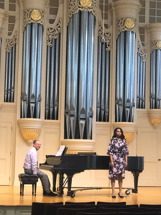 Jewel Holmes, soprano