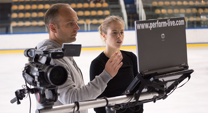 The Impact of Body Language on Skating Coaching Success