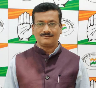 रेलवे स्टेशन में पकड़ी गई एनालॉग पनीर विदिशा के किस भाजपा नेता की कम्पनी की है?कार्यवाही से पीछे क्यों हट रहे है - कांग्रेस.....