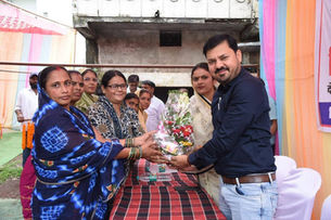 विधायक के घोषणा के बाद दोन्दे में अनिश्चितकालीन धरना समाप्त....