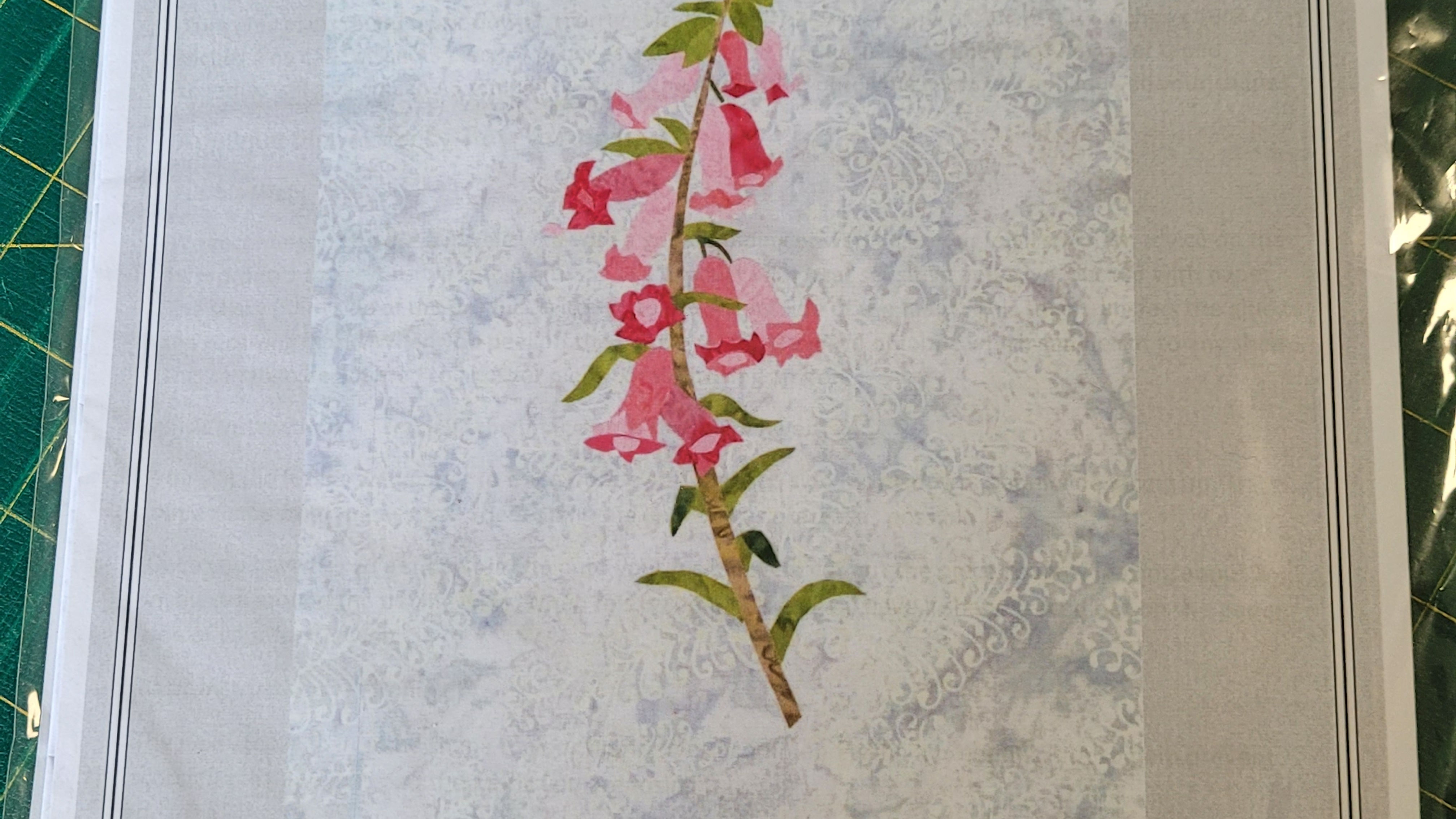 Applique kit, Batik Australia 