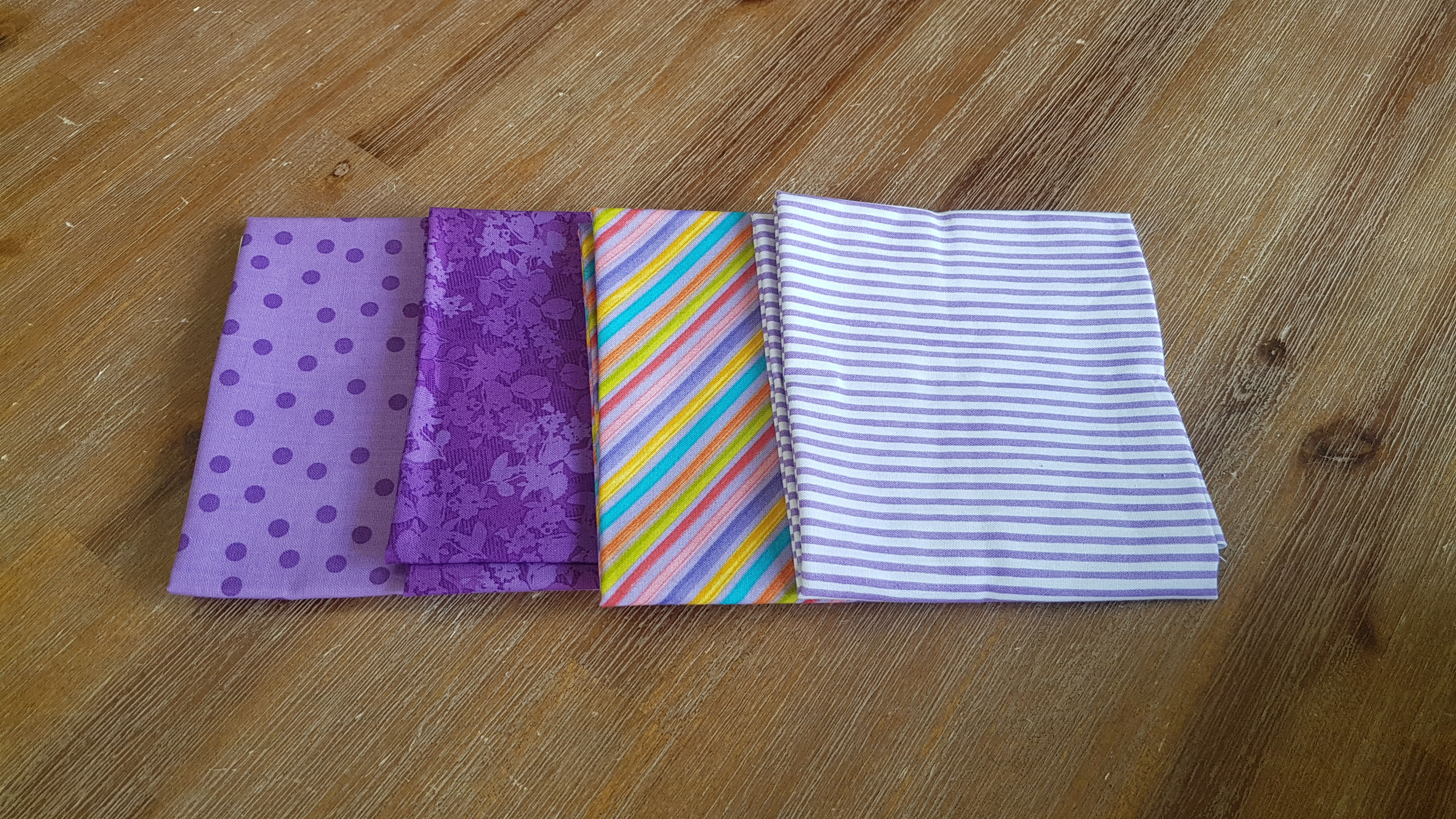 Fat quarters bundle purple