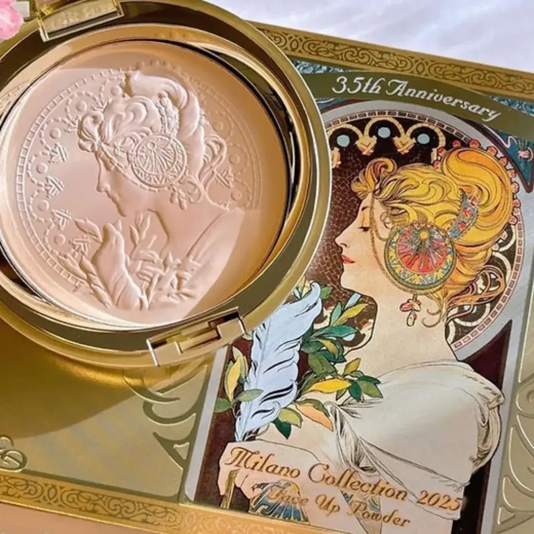 Люкс Елегантна пудра-вуаль для обличчя з гіалуроновою кислотою Kanebo 2025