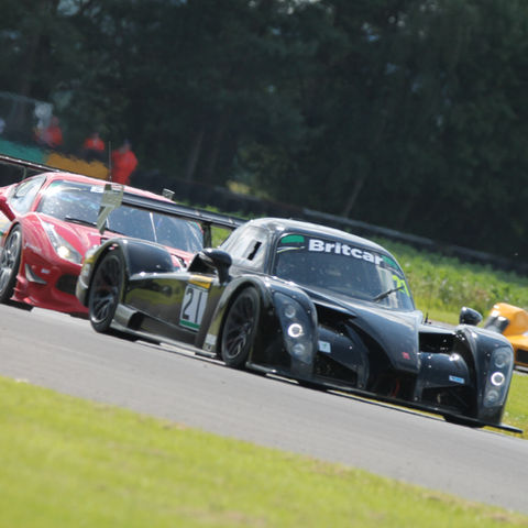 RAW DUO TAKE RADICAL BRITCAR VICTORY