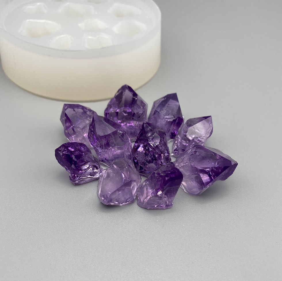 Миниатюра: 42081 10 Medium crystal tips silicone mold