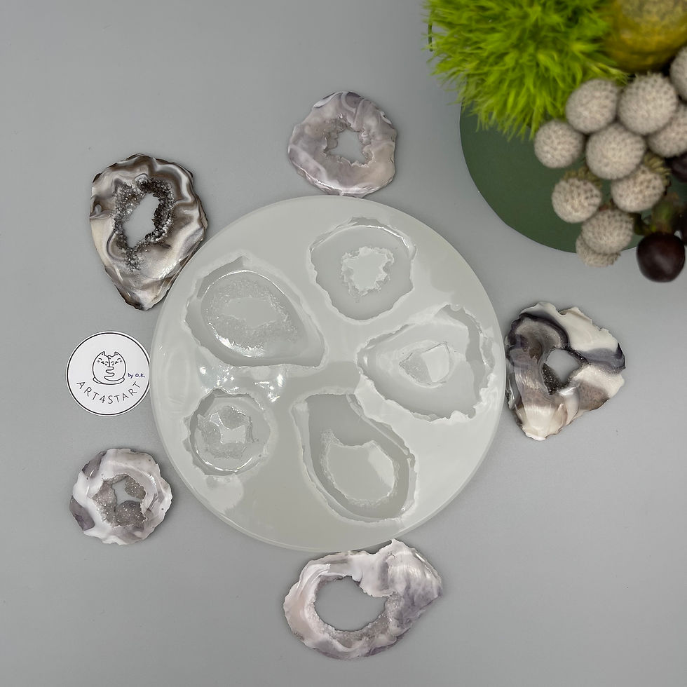 Thumbnail: 5505 - Favorite bundle 5 beautiful Agate slice pendant/earring silicone