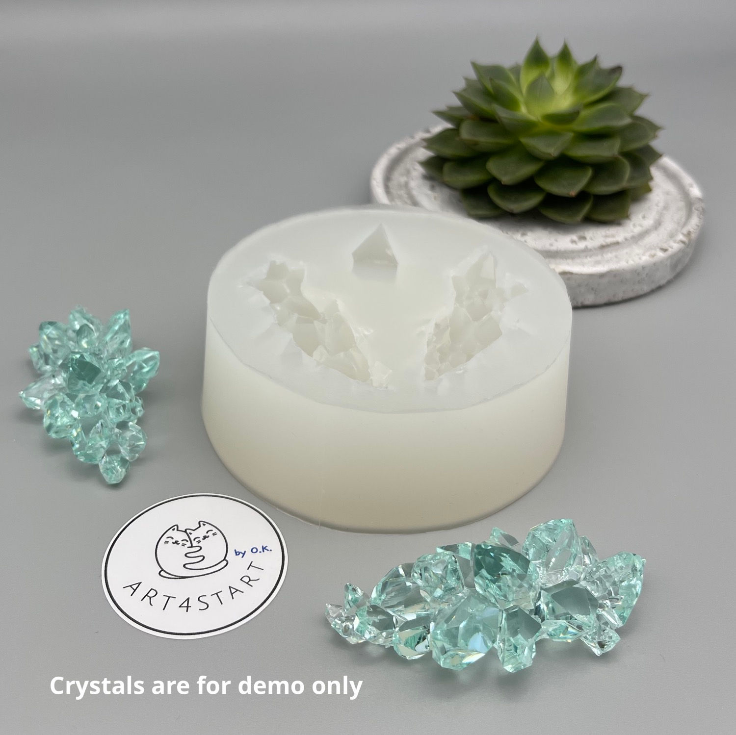 4204 Medium crystal cluster silicone mold