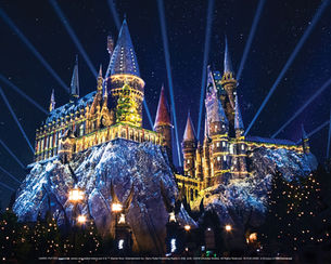 Snowfall is coming to "Christmas in The Wizarding World of Harry Potter" and it's goin