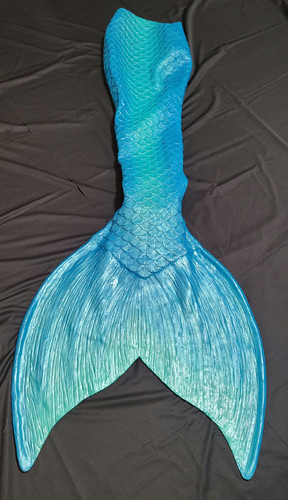 Turquoise Blue Mermaid Tail | LA Mermaid School