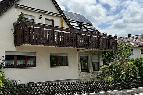 BV Hornikel vor der Sanierung Holzgeländer (Kopie).jpg