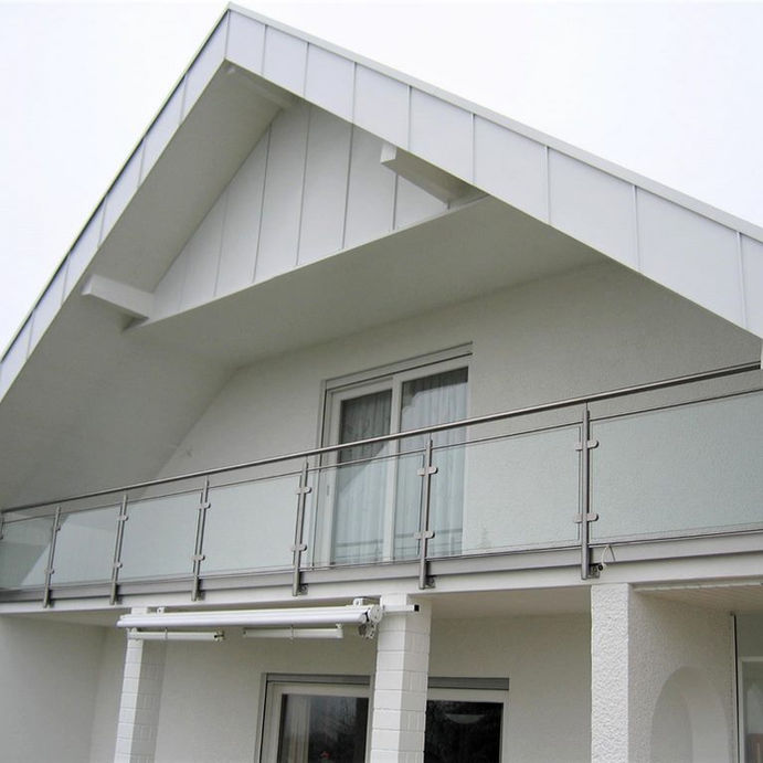 Edelstahl-Balkongeländer - transparentes Glas (Kopie).JPG