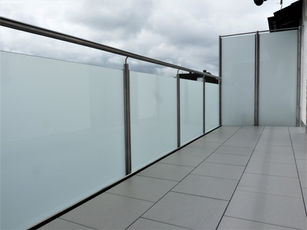 Edelstahl-Balkongeländer - Milch-Glas (31) (Kopie).JPG