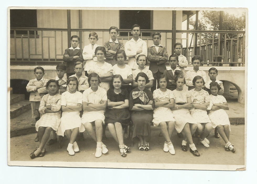 2-Casarão_onde_funcionava_1º_grupo_Escolar_-a_Escola_da_Paineira-30111936-_acerv