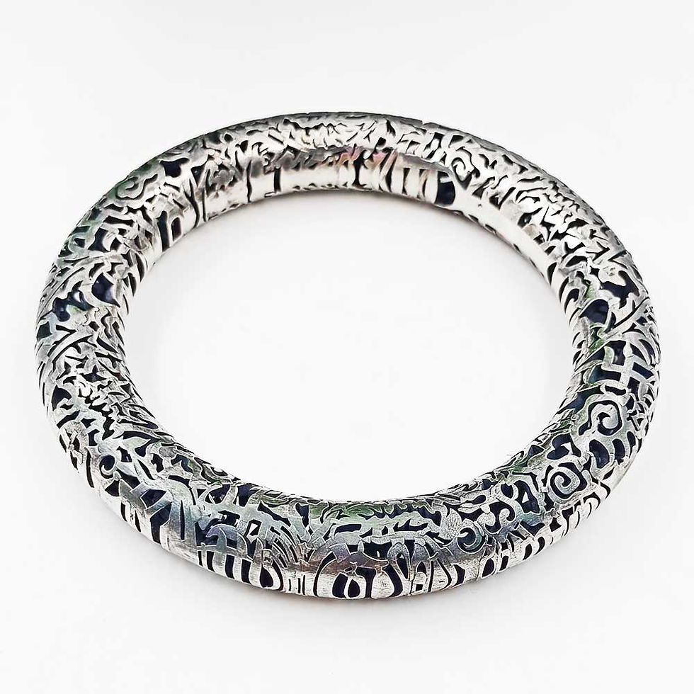 Thumbnail: Heavy Design ANTIQUE Casting Bina Jod Pure Silver 925 Kada for men, 200 gms