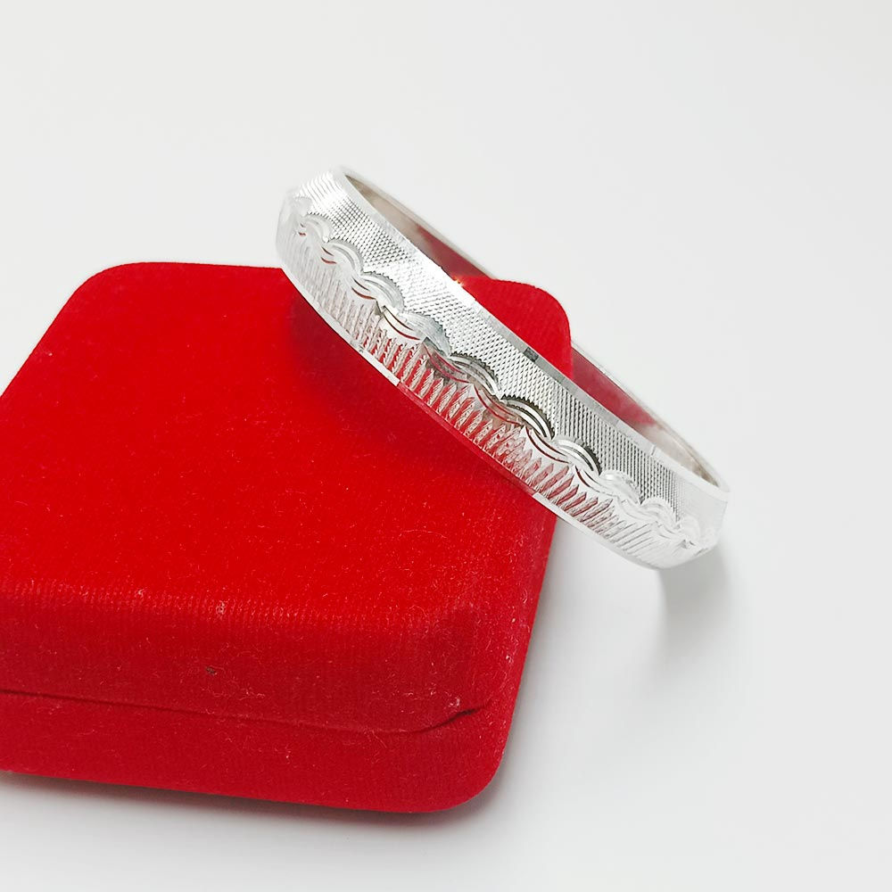 Beautiful V-Shape Wave Design Linning Pure Silver Kada For Men 50 gms