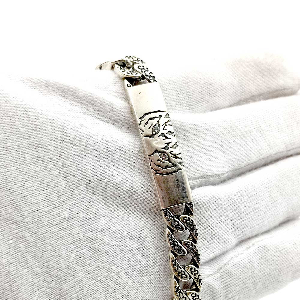 White EYE Face LION Pure Silver 925 Bracelet for men 32 gm, Shubh Jewellers