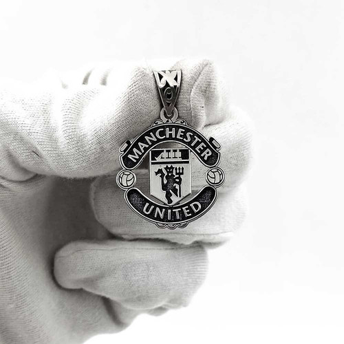 Manchester United Design Logo Silver Pendant For Men Football Lover manchester-united-design-logo-silver-pendant-for-men-football-lover
