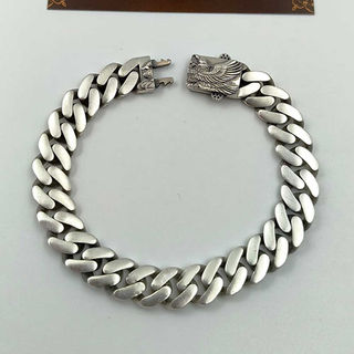 Chain vs. Cuff Silver Bracelets for Men: Key Differences