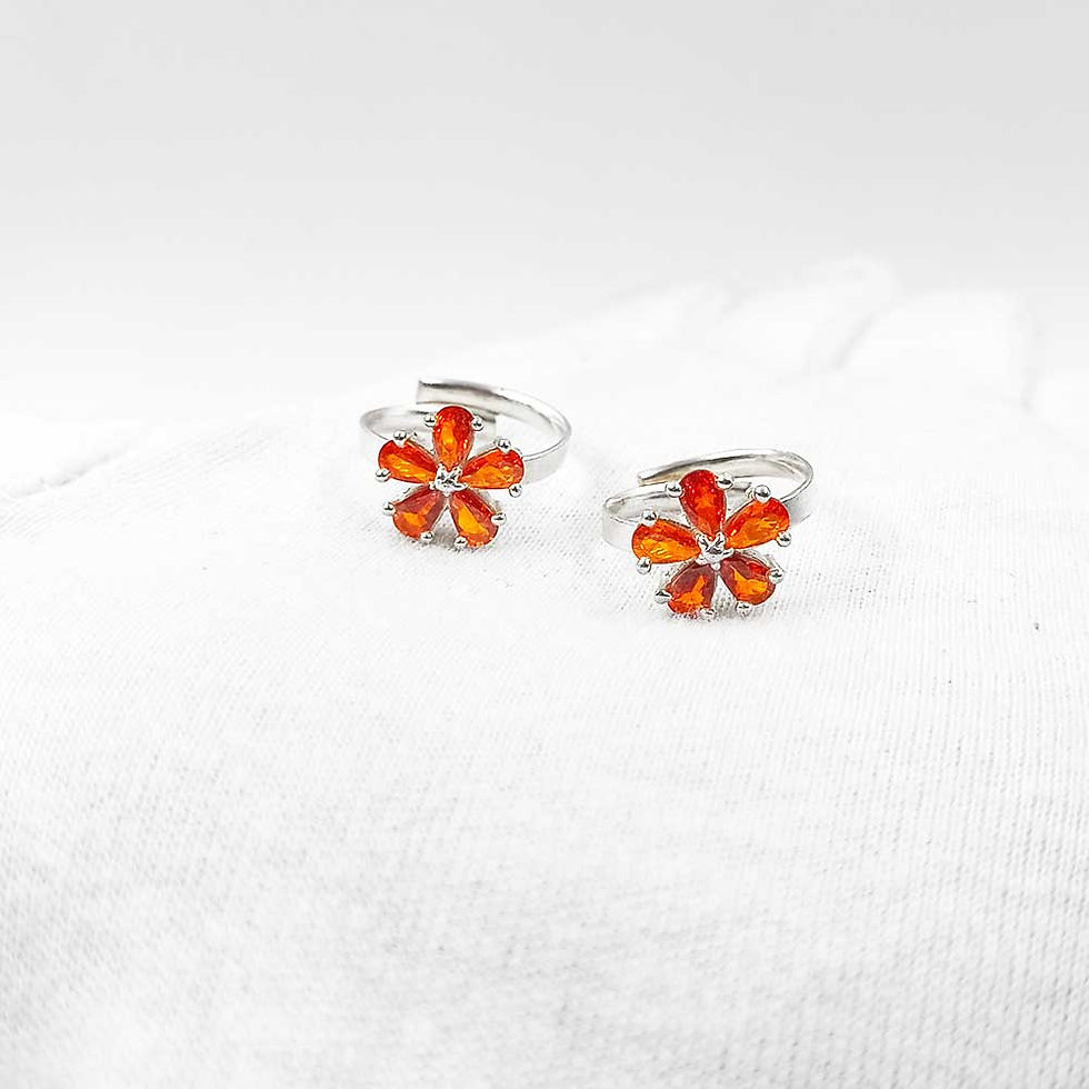 Floral Patten Orange Stone Fancy Women Toe Ring Silver Bichiya, Shubh Jewellers