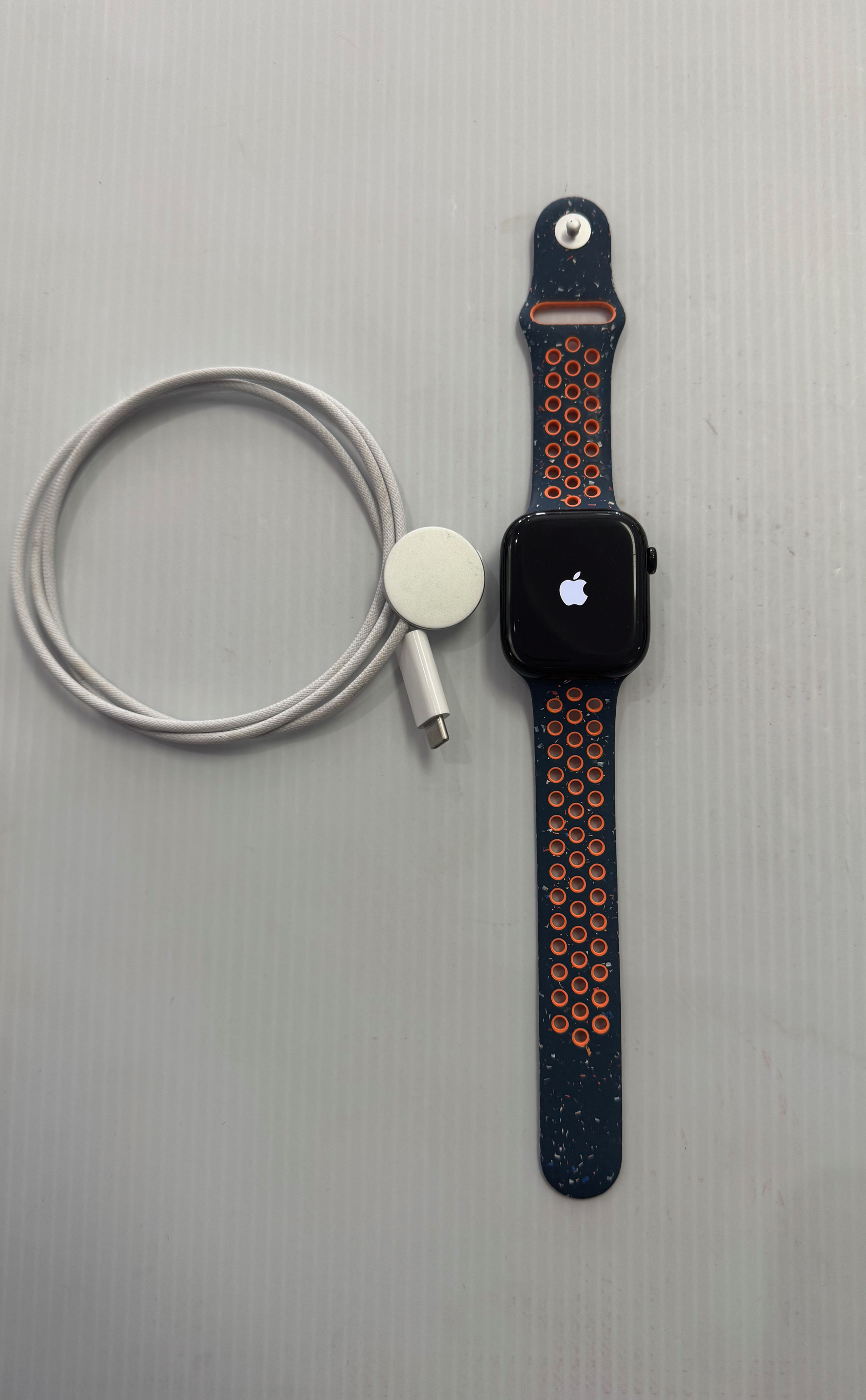 Apple Watch Series 10 46mm Case w/ Nike Sport Band