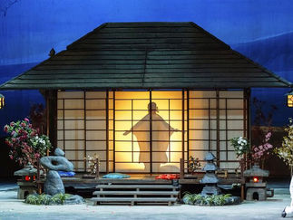 Scene from Ellen Kent's Madama Butterfly cr Opera and Ballet International