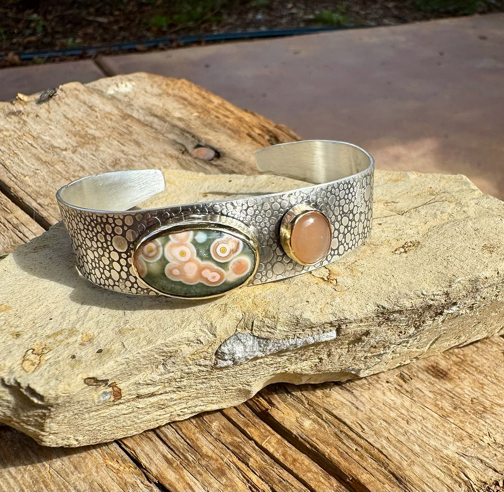 Rippleback Cuff