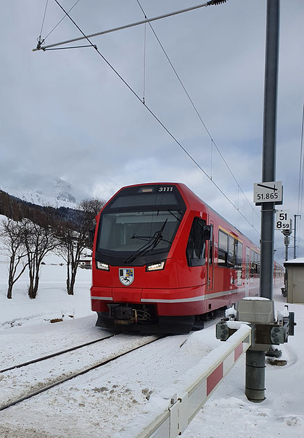 Workation Studio Jenatsch Davos - RhB unterwegs in Davos