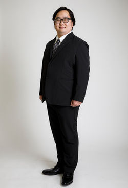 GFA_小川 隆将_アー写全身_edited